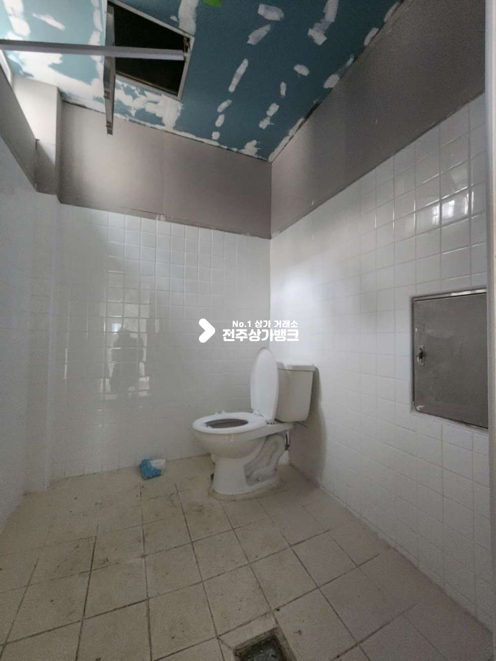 전북 전주완산구 중앙동1가 웨리단길 2층 풀리모델링상가 마감만 진행하시면 즉시사용가능 월세 매물번호 13866 사진 10