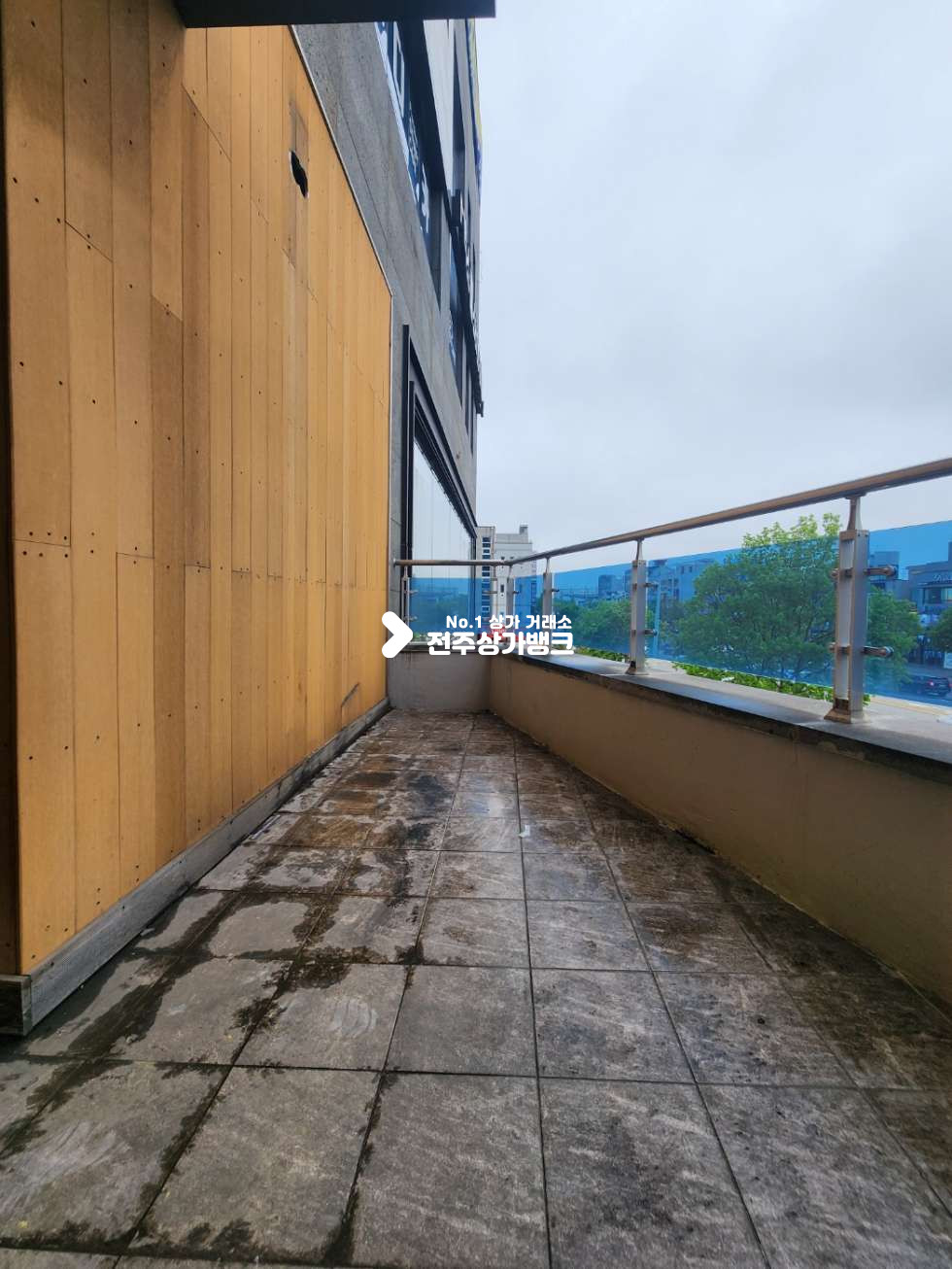 전북 전주완산구 중화산동2가 중화산동2가 대로변부근 60평대 넒은 광고효과 최상인곳 의원,대형사무실등 강력추천 월세 매물번호 13874 사진 6