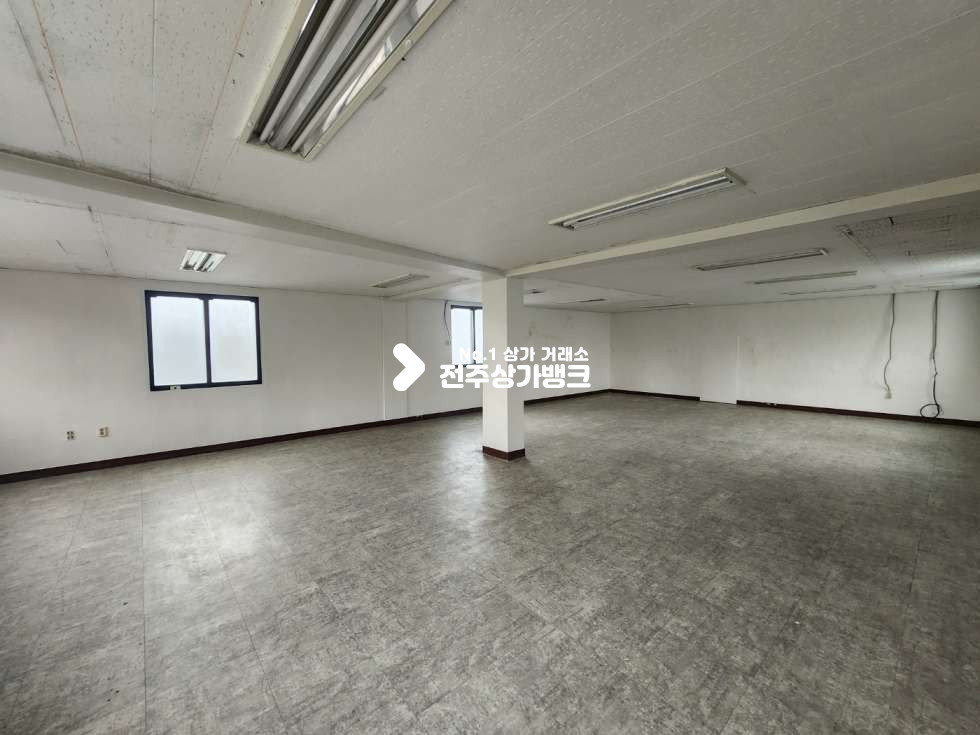 전북 전주덕진구 진북동 진북동 천변뷰가 보이는 저렴한 사무실 임대 즉시입주가능 월세 매물번호 13876 사진 1