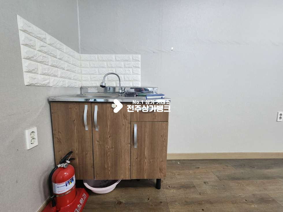 전북 전주완산구 효자동2가 신시가지내 공용주차장가 인접해있어 주차 편리 , 저렴한 월세 즉시입주가능 월세 매물번호 13878 사진 7