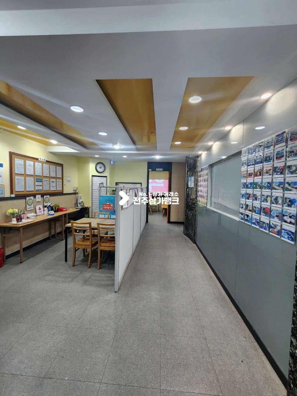 전북 전주덕진구 송천동2가 송천동2가 넒은평수대비 저렴한 가격대 필요없는부분은 철거가능 월세 매물번호 13906 사진 2
