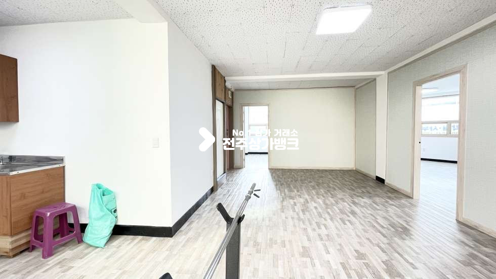 전북 전주덕진구 인후동1가 ✔️인후동✔️37평✔️저렴한✔️모서리2층단독상가✔️리모델링✔️사무실,세미나실✔️적극추천✔️ 월세 매물번호 12267 사진 5