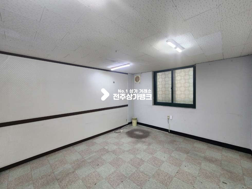 전북 전주완산구 중화산동2가 중화산동2가 60평대 칸막이로 룸분리 , 시설깔끔 즉시입주가능 월세 매물번호 13939 사진 10