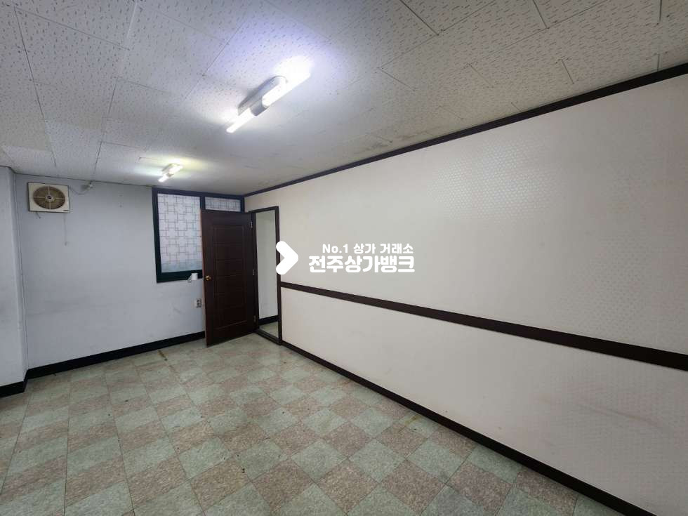 전북 전주완산구 중화산동2가 중화산동2가 60평대 칸막이로 룸분리 , 시설깔끔 즉시입주가능 월세 매물번호 13939 사진 11