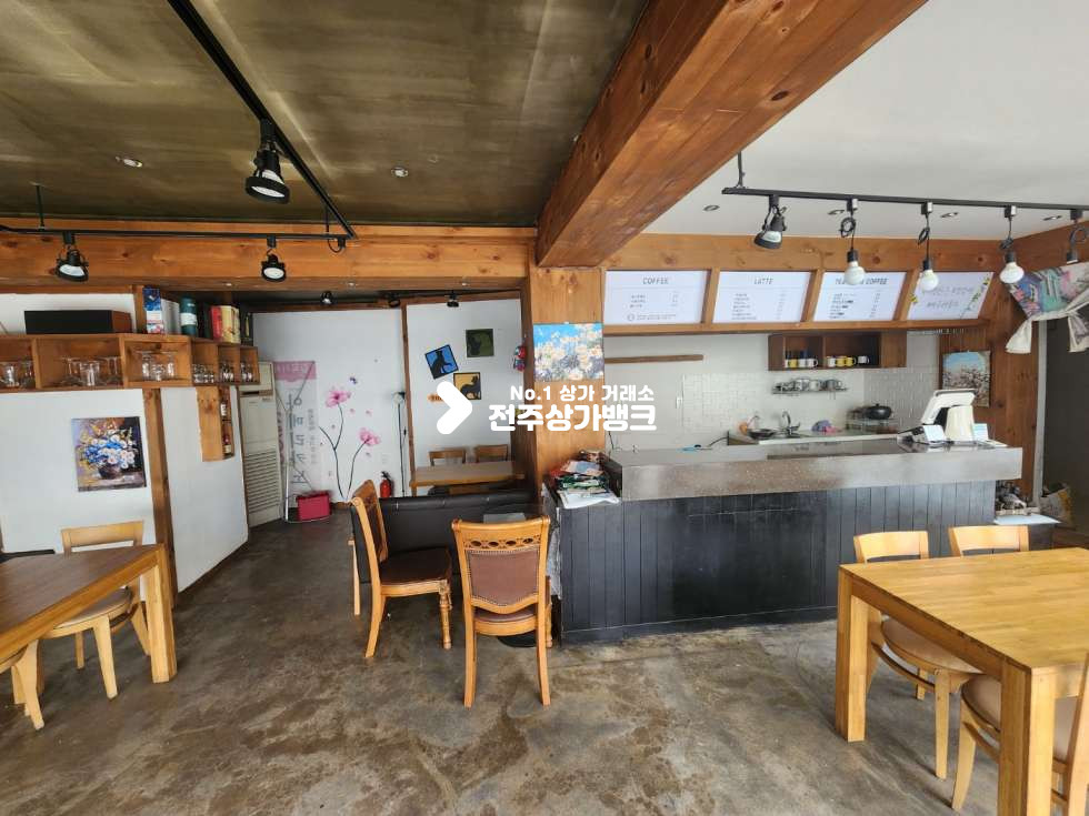 전북 전주완산구 경원동1가 경원동 무권리금 까페상가 시설깔끔 즉시입주가능 주차편리! 월세 매물번호 13942 사진 2