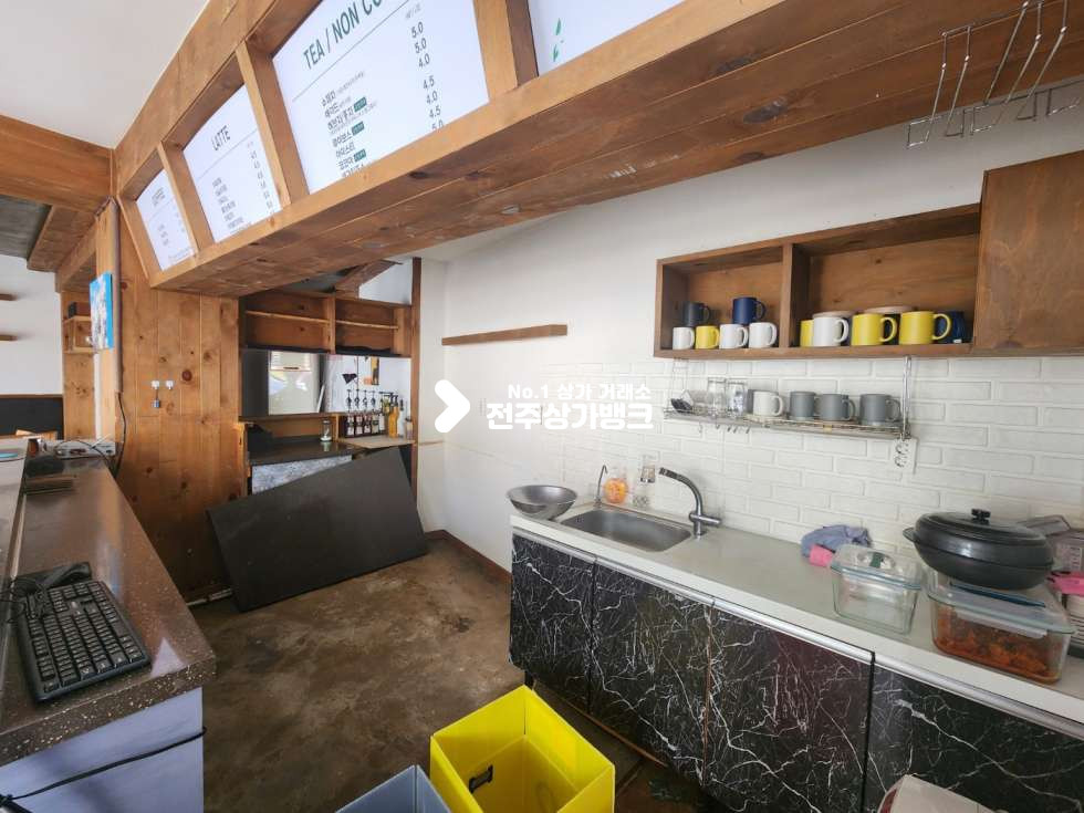 전북 전주완산구 경원동1가 경원동 무권리금 까페상가 시설깔끔 즉시입주가능 주차편리! 월세 매물번호 13942 사진 6
