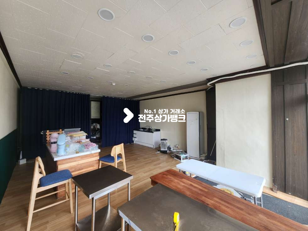 전북 전주완산구 전동 풍남문 유동인구 매우많은곳 공방자리로 제격! 무권리금으로 사용가능! 월세 매물번호 13945 사진 2