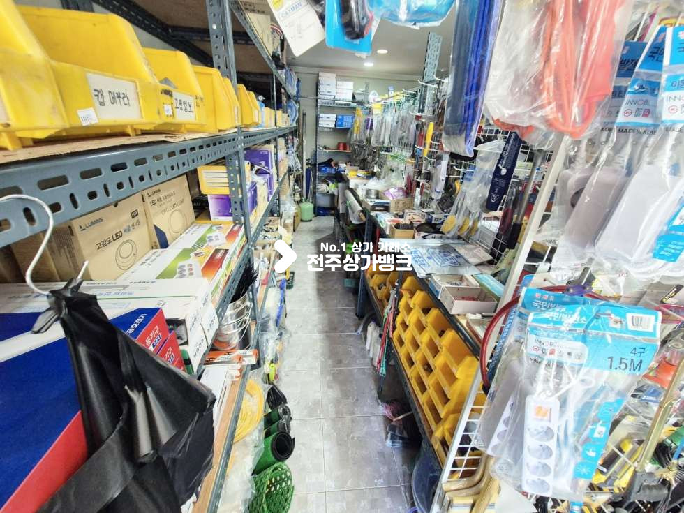 전북 전주완산구 효자동1가 ★아파트앞상권 판매점 뷰티샵 편의점 추천★ 월세 매물번호 13972 사진 4