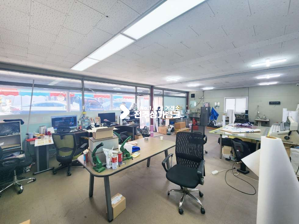 전북 전주완산구 서신동 서신동 감나무골 간판,광고,창고 강력추천 ! 저렴한 가격 단층상가 월세 매물번호 14012 사진 6