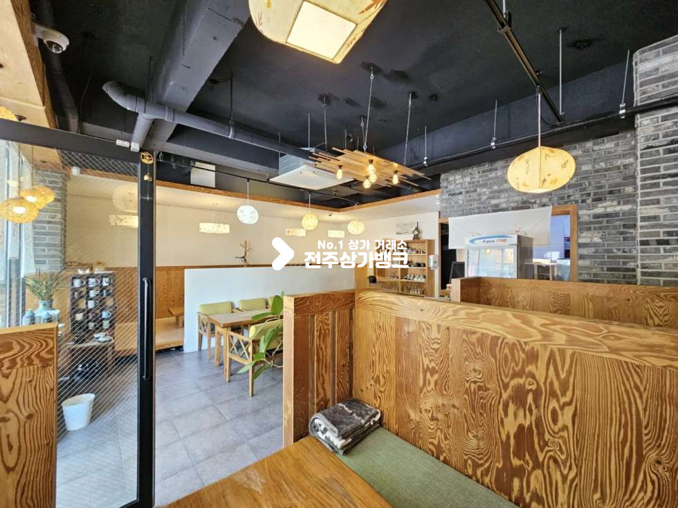 전북 전주완산구 효자동2가 ★효자동 가성비 커피숍 양도양수 매물★ 월세 매물번호 14018 사진 3