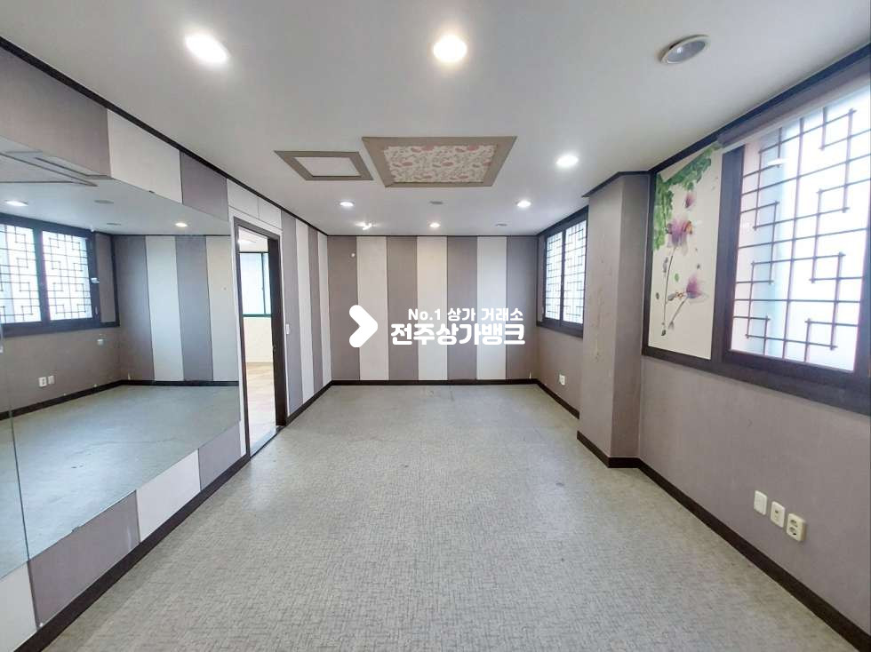 전북 전주완산구 효자동3가 KB♠서곡메인도로변♠2층30평♠학원.파티룸.음악학원,사무실 추천! 월세 매물번호 13407 사진 3
