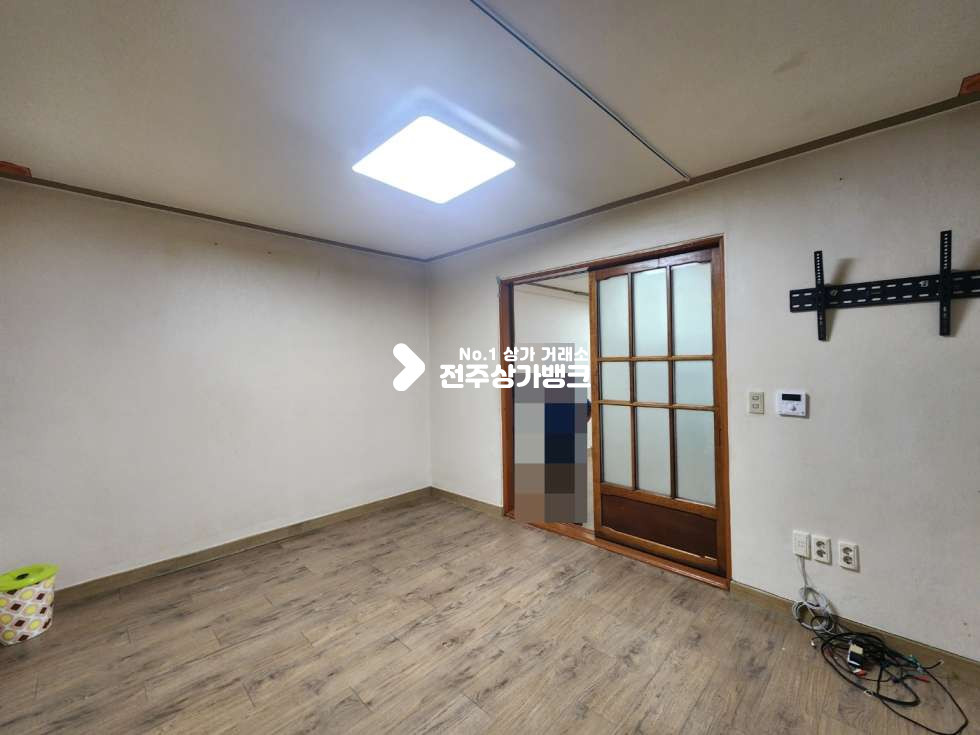 전북 전주완산구 서신동 서신동 저렴한 1층상가 임대 즉시입주가능 월세 매물번호 14020 사진 7