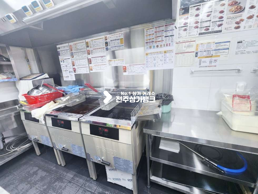 전북 전주완산구 효자동1가 효자동1가 배달매출 잘나오는 프렌차이즈 치킨집 양도양수 , 업종변경도 가능 권리금협의가능 월세 매물번호 14048 사진 4