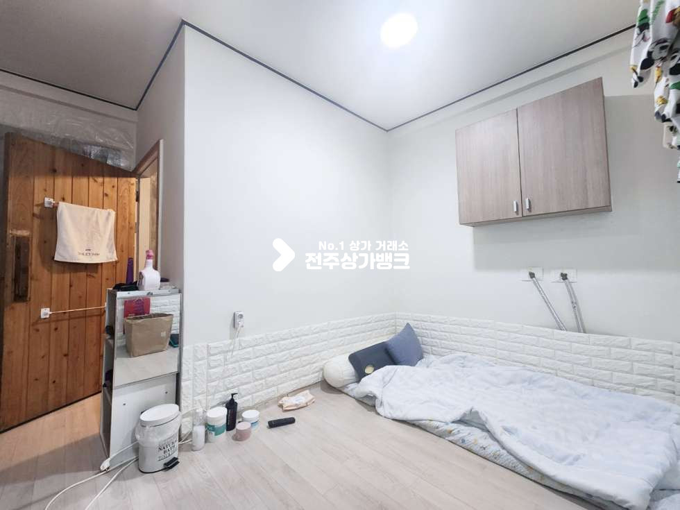 전북 전주완산구 효자동1가 효자동1가 배달매출 잘나오는 프렌차이즈 치킨집 양도양수 , 업종변경도 가능 권리금협의가능 월세 매물번호 14048 사진 12