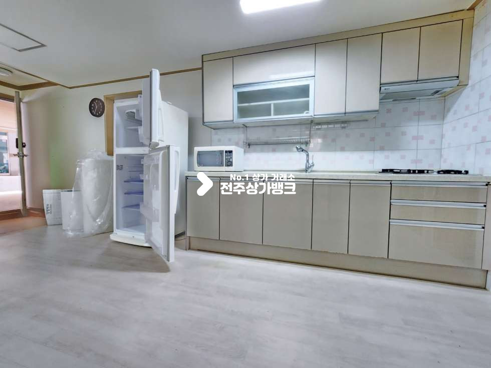 전북 전주완산구 효자동3가 효자동3가 1층 쓰리룸 구조 저렴한 가격대 사무실 강력추천 월세 매물번호 14097 사진 3