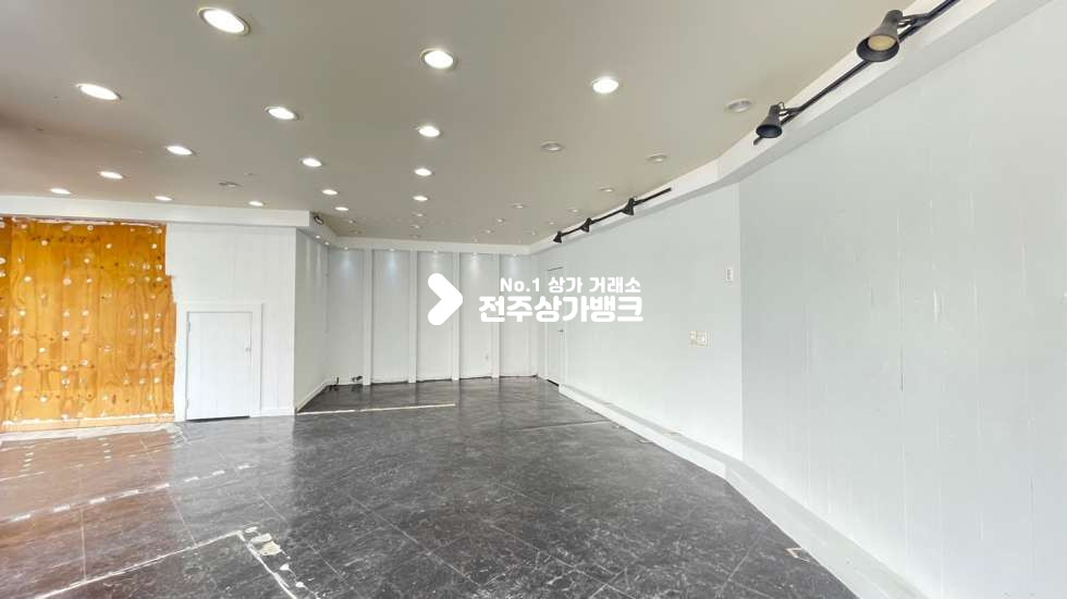 전북 전주완산구 서노송동 ✔서노송동✔코너위치✔자유업종추천✔내부화장실있음✔ 월세 매물번호 14130 사진 3
