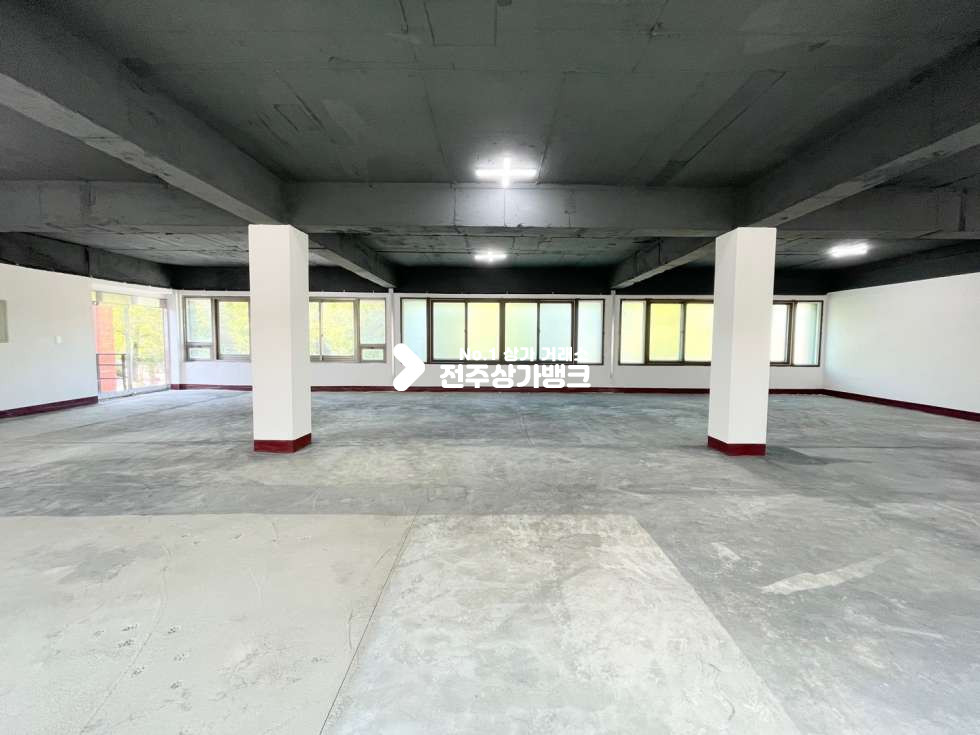 전북 전주완산구 효자동1가 올리모델링✨대로변✨50평대✨인터넷소핑몰추천✨보증금조절,자유업종가능✨ 추천매물~~!!!! 월세 매물번호 14230 사진 5