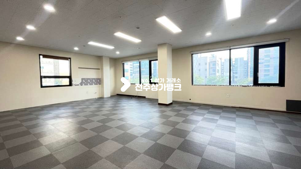전북 전주완산구 효자동2가 ✧✧채광좋은 ✧✧사무실,세미나실,교육실✧✧자유업종추천✧✧ 월세 매물번호 14236 사진 2