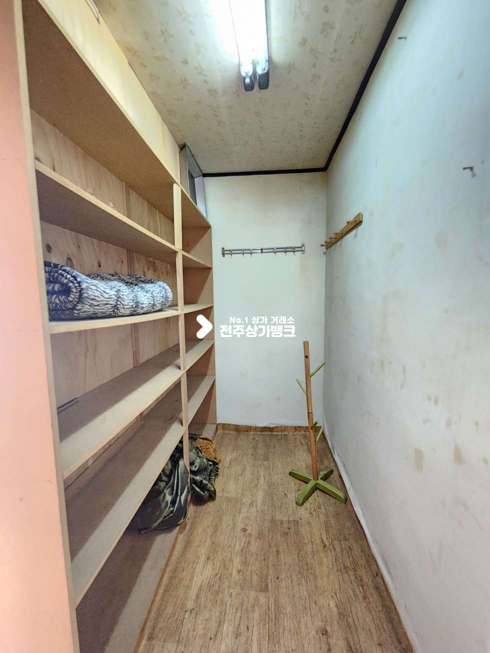 전북 전주완산구 삼천동1가 ✔인테리어잘된✔저렴한상가✔개인사무실, 공방✔방✔화장실 있음✔적극추천!!~~~ 월세 매물번호 14240 사진 15