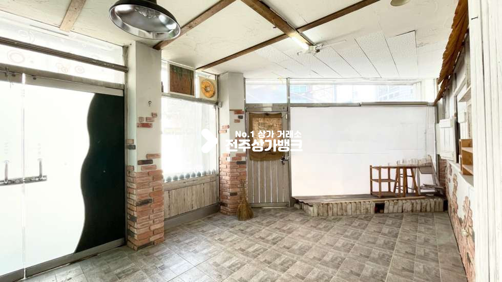 전북 전주완산구 삼천동1가 ✔인테리어잘된✔저렴한상가✔개인사무실, 공방✔방✔화장실 있음✔적극추천!!~~~ 월세 매물번호 14240 사진 3