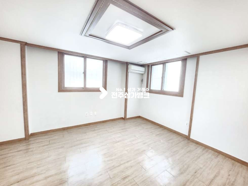 전북 전주완산구 효자동3가 효자동3가에 있는 원룸 상가 사무실이나 미용업 추천 매물!! 월세 매물번호 14289 사진 1