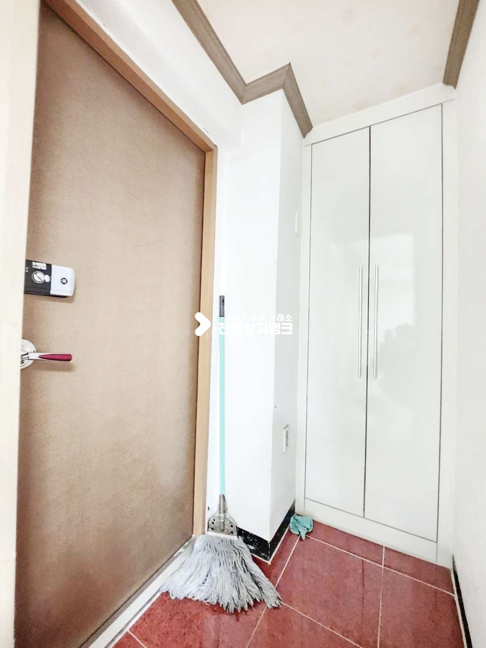 전북 전주완산구 효자동3가 홍산초 부근 원룸 상가 미용,네일 강력추천 !! 월세 매물번호 14291 사진 9