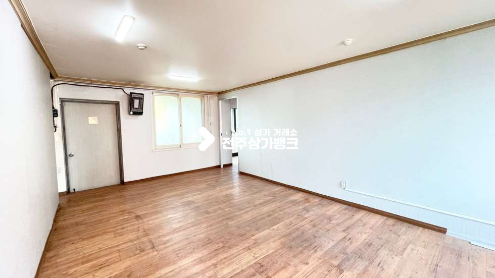 전북 전주완산구 중화산동2가 예수병원인근 ✧✧모퉁이✧✧저렴한67평대✧✧3층상가✧✧작업실,창고형✧✧적극 추천드립니다^^ 월세 매물번호 14326 사진 13