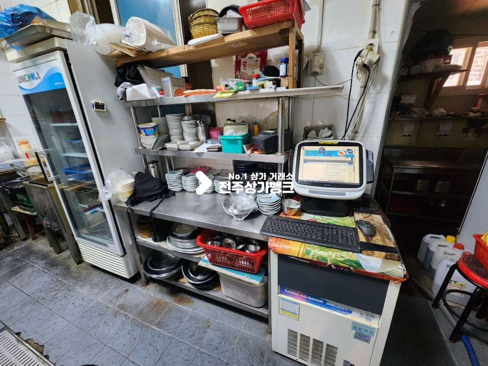 전북 전주완산구 중화산동2가 중화산동 백제로 가까운 먹자골목 입지 최상인곳 권리금 협의 가능합니다 월세 매물번호 14328 사진 12