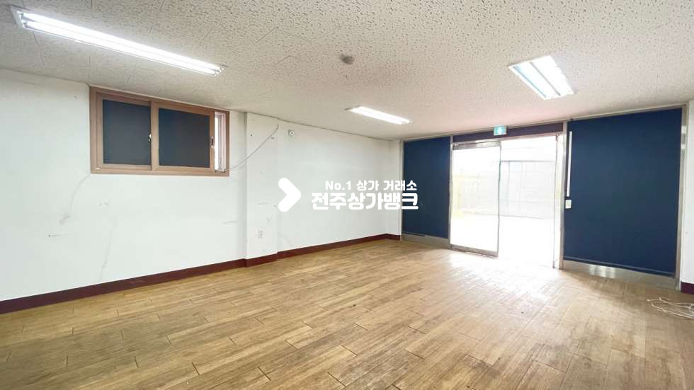 전북 전주완산구 중화산동2가 ✔️중화2가✔️14평✔️개인사무실,미용업,유통업✔️적극추천✔️화장실있음~ 월세 매물번호 14380 사진 1