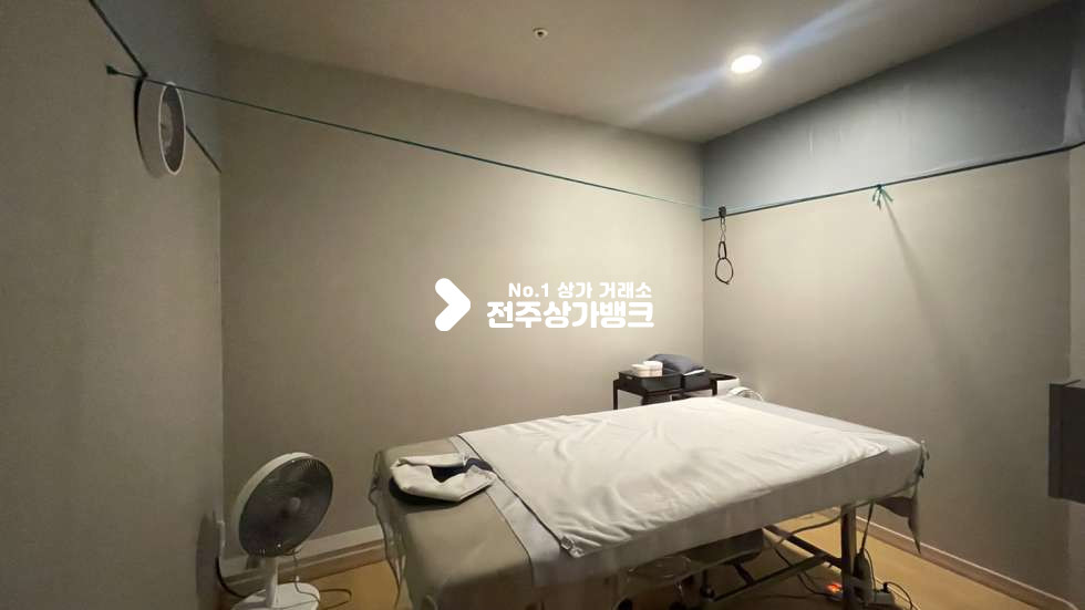 전북 전주완산구 효자동2가 효자동 ✅깔끔한 ✅20평대 ✅피부샾 ✅양도양수 ✅권리금협의가능 ✅ 월세 매물번호 14399 사진 17