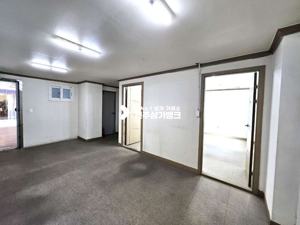 전북 전주덕진구 송천동1가 송천동 1층 깔끔한 상가//뷰티 또는 사무실.공방 추천 월세 매물번호 14405 사진 4