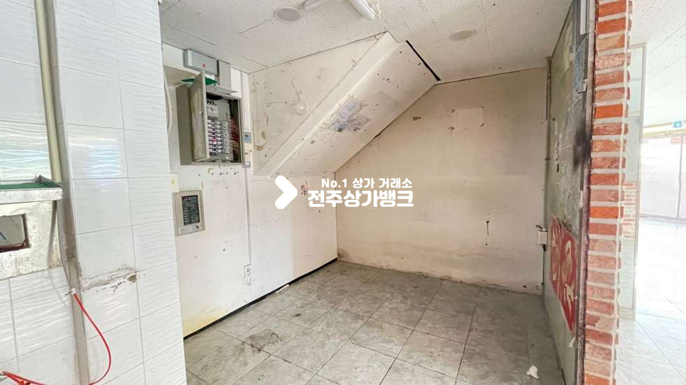 전북 전주완산구 효자동3가 ✧✧전주대신정문✧✧위치좋은✧✧중식,일반음식점✧✧추천매물✧✧보증금조절가능~~ 월세 매물번호 14457 사진 9