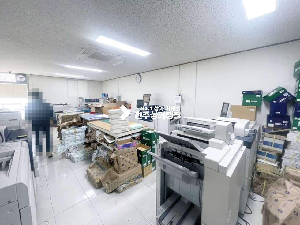 전북 전주완산구 효자동3가 효자동3가 인테리어 깔끔한 38평 매물 !! 월세 매물번호 14494 사진 4