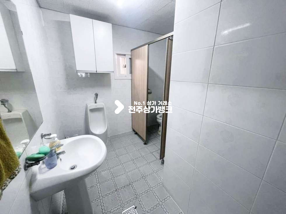 전북 전주완산구 효자동3가 효자동3가 인테리어 깔끔한 38평 매물 !! 월세 매물번호 14494 사진 7