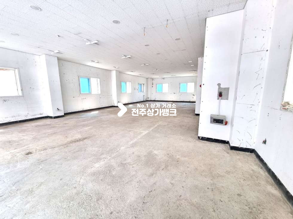 전북 전주덕진구 덕진동2가 하가지구 1층 50평대 모든업종 가능-임대료 조정가능 월세 매물번호 14513 사진 3
