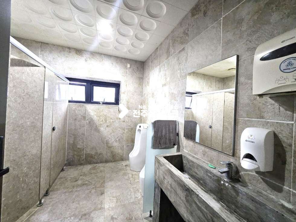 전북 전주완산구 효자동3가 신시가지 테라스 있는 사무실//냉난방기+싱크대 월세 매물번호 14527 사진 6