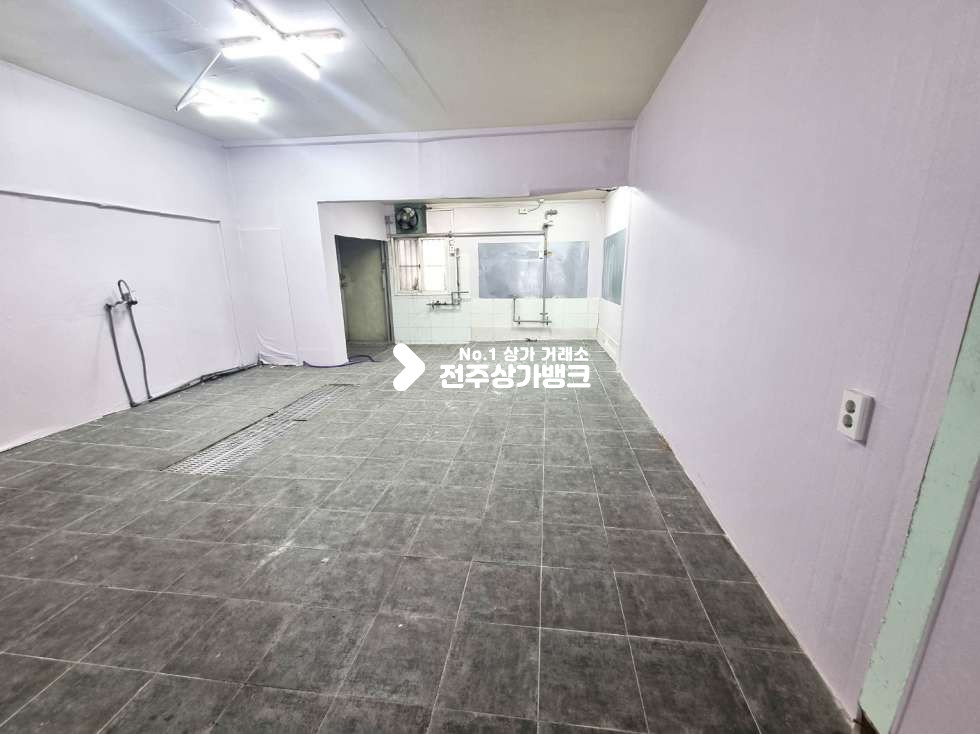 전북 전주덕진구 인후동1가 저렴한하고 넓은 도로변 인후동상가 월세 매물번호 14531 사진 4
