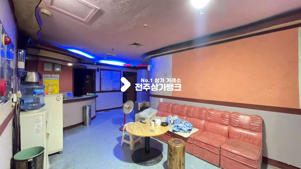 전북 전주덕진구 금암동 ✨바로영업가능한✨무권리금노래방!!!!✨추천매물~~✨전용추차장있음~~ 월세 매물번호 14566 사진 1