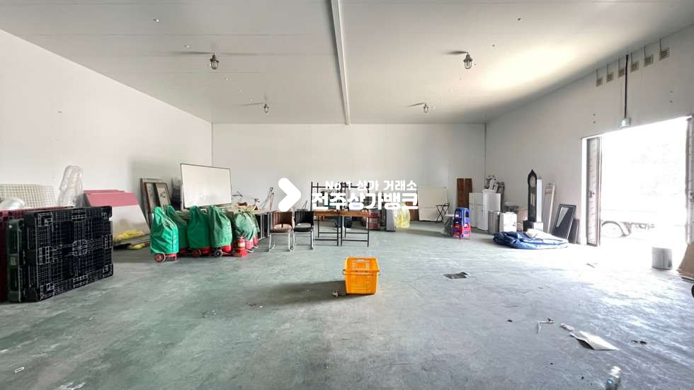 전북 김제시 용지면 부교리 층고높은✨저렴한✨저온창고,창고형사무실✨적극추천매물~~~ 월세 매물번호 14569 사진 3