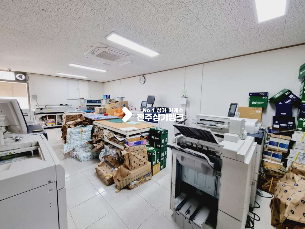 전북 전주완산구 효자동3가 주차걱정없는 사무실 .공영주차장이 바로 코앞 ~~~강력추천 월세 매물번호 14612 사진 4