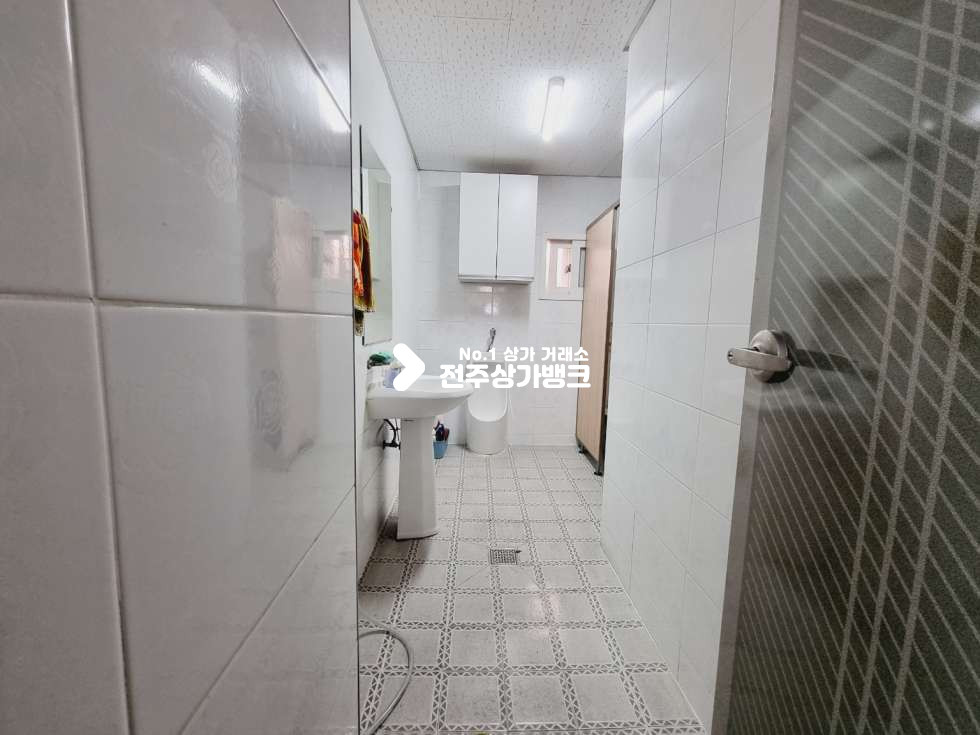 전북 전주완산구 효자동3가 주차걱정없는 사무실 .공영주차장이 바로 코앞 ~~~강력추천 월세 매물번호 14612 사진 3