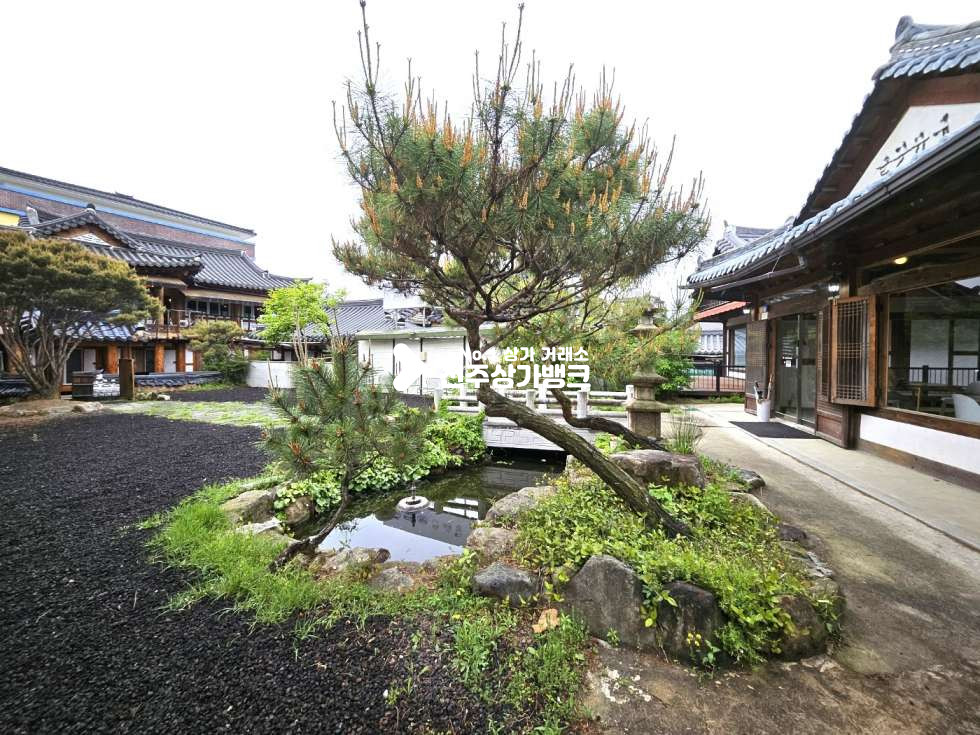 전북 전주완산구 풍남동3가 한옥마을 이쁜마당 카페//매출 공개 월세 매물번호 14623 사진 12