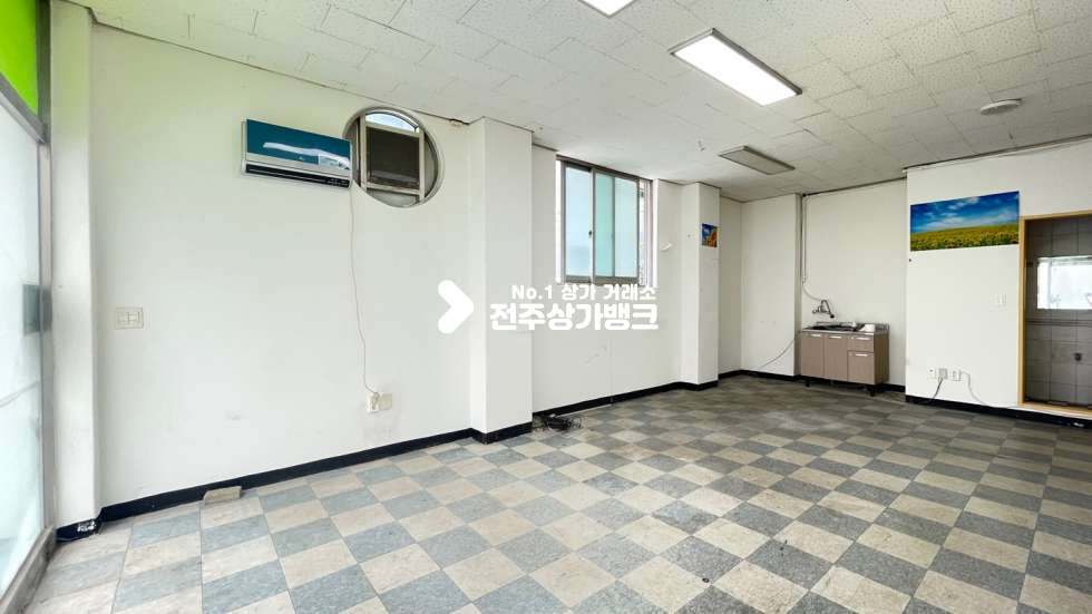 전북 전주완산구 중화산동2가 ✧✧중화산동✧✧가성비좋은✧✧유통업,사무실✧✧강력추천상가✧✧내부화장실,씽크대있음✧✧ 월세 매물번호 14681 사진 4