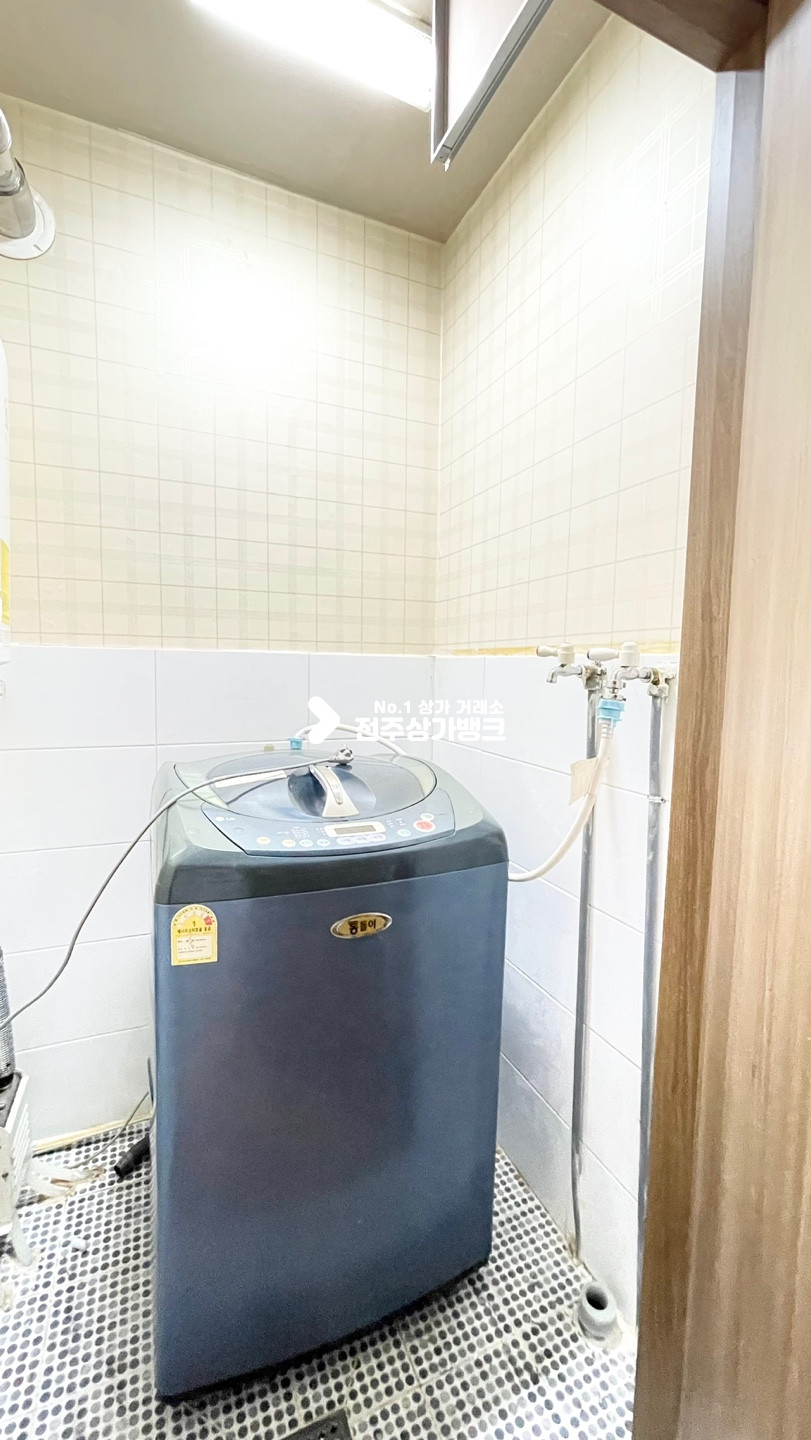전북 전주완산구 효자동3가 ✔️풀옵션✔️가성비좋은✔️주거가능한✔️사무실✔️화장실,보일러설치됨~ 월세 매물번호 14684 사진 9