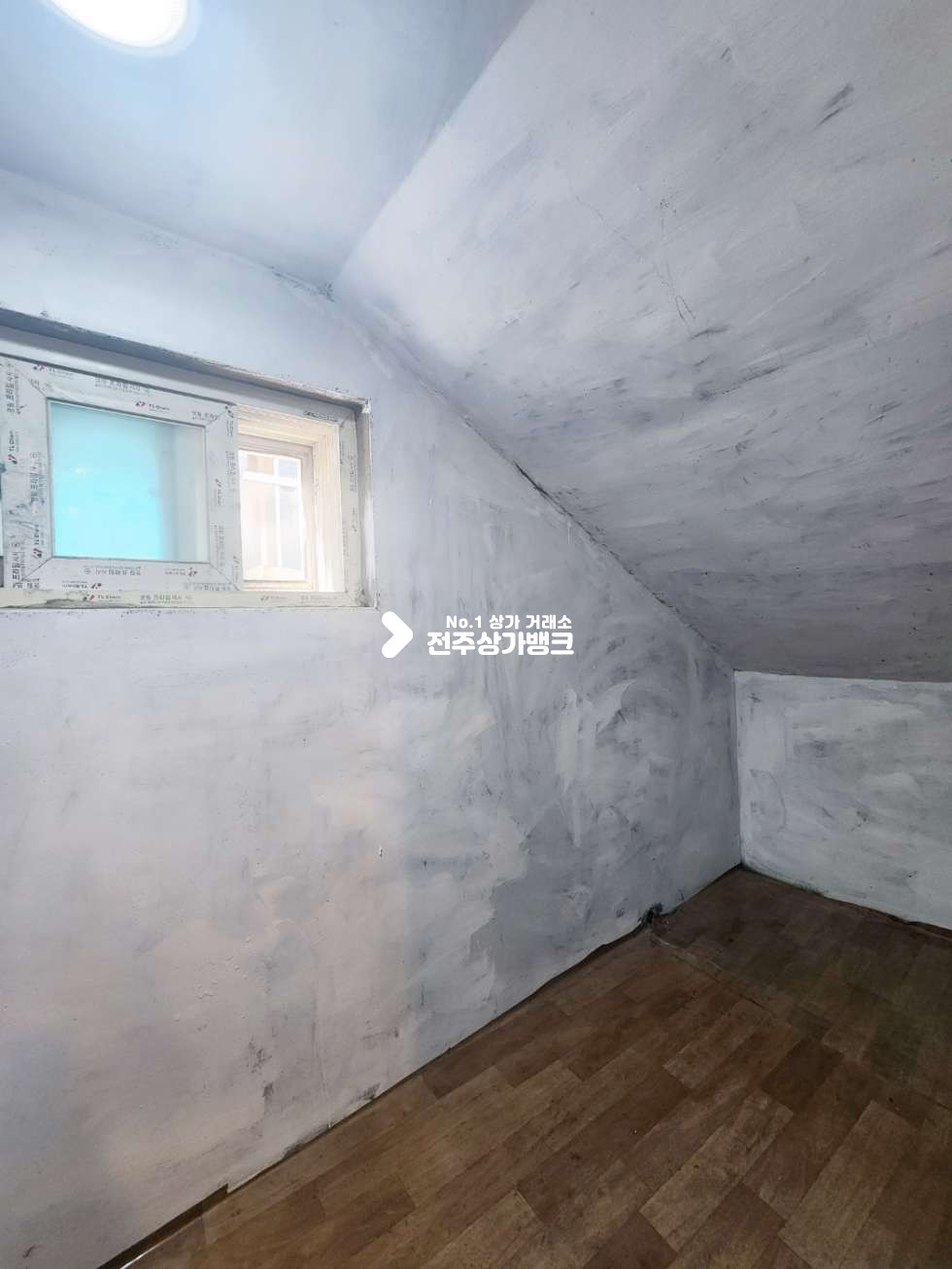 전북 전주덕진구 덕진동2가 덕진동2가 폴딩도어 , 주방타일 되어있는곳 26평 무권리금 즉시입주가능 월세 매물번호 14733 사진 10