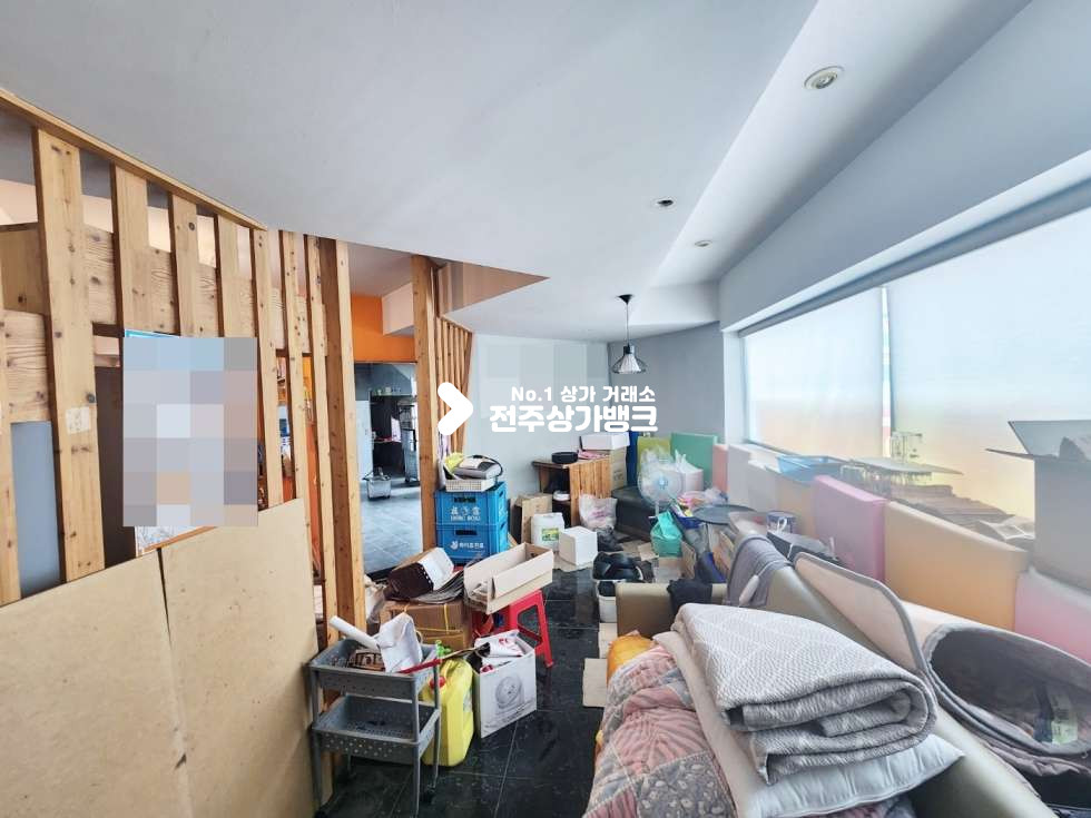 전북 전주완산구 삼천동1가 삼천동 먹자골목내 2층 음식점 상가 내부 무권리금으로 집기 필요하신건 사용가능 즉시입주가능 월세 매물번호 14750 사진 5