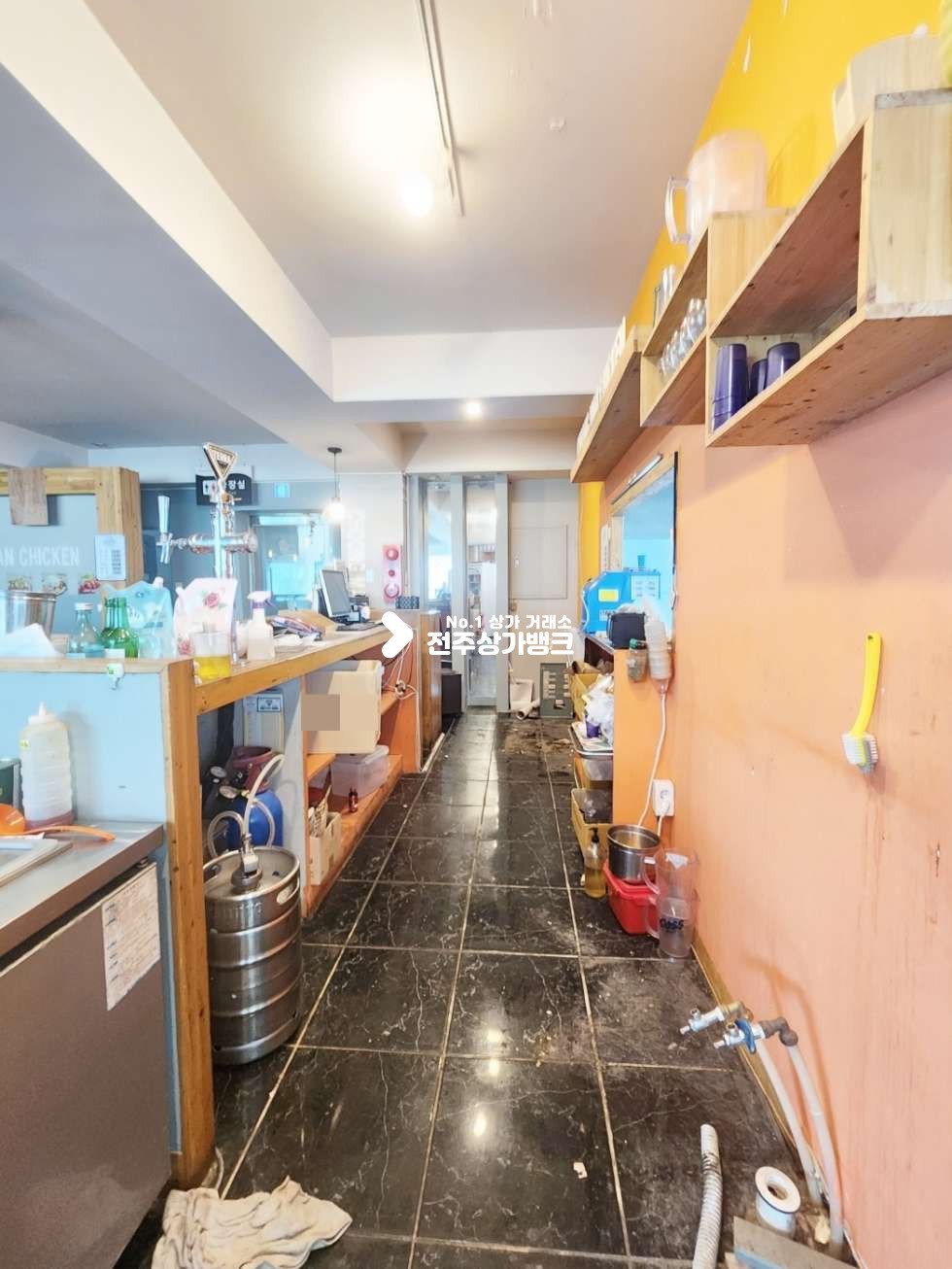 전북 전주완산구 삼천동1가 삼천동 먹자골목내 2층 음식점 상가 내부 무권리금으로 집기 필요하신건 사용가능 즉시입주가능 월세 매물번호 14750 사진 6