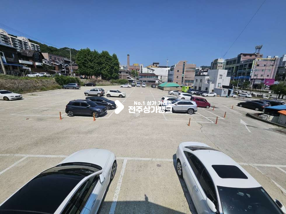 전북 전주완산구 평화동1가 대로변 2층 100평//대형주차장//엘베2대//에스칼레이터 월세 매물번호 14660 사진 12