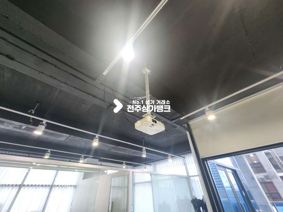 전북 전주완산구 효자동3가 효자동 5층 테라스 , 시설매우 깔끔한 미용상가 양도양수 권리금협의가능 월세 매물번호 13807 사진 14