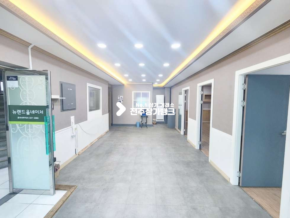 전북 전주완산구 효자동1가 서부시장부근 광고효과좋은 삼거리 매장 내부 깔끔하여 즉시입주가능 피부,미용 강력추천 월세 매물번호 14767 사진 2